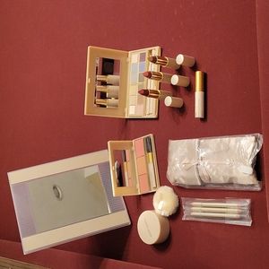 Vtg Estee Lauder makeup set